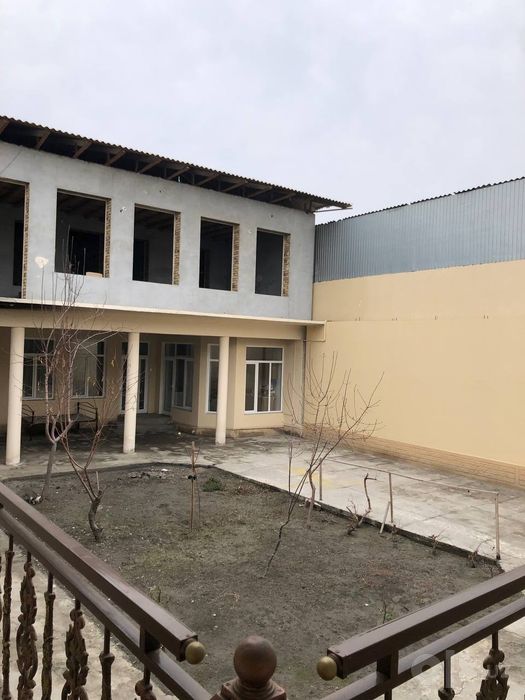 Yangi zamon xududida shinam xovli sotiladi