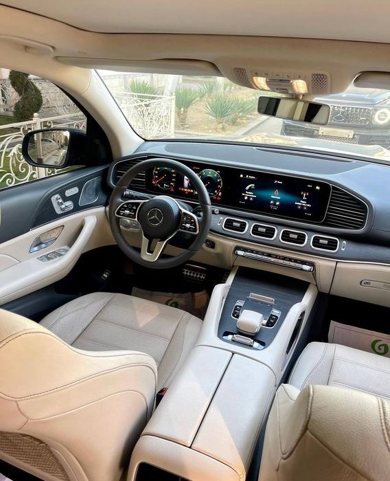 Mercedes Benz GLS 450   Restayling 2025