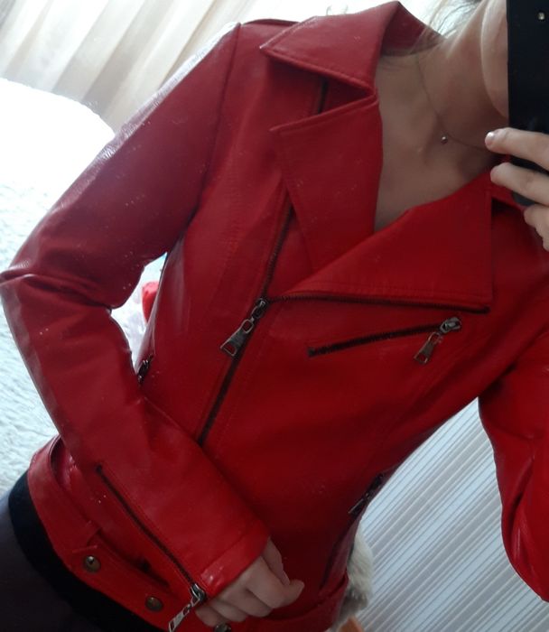 Продам кожанку в идеальном состоянии!