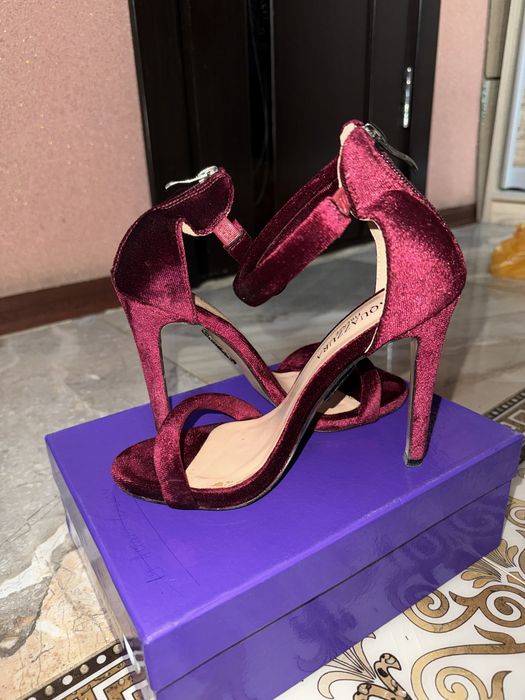 б/у туфли 36 размер по 4000 тг