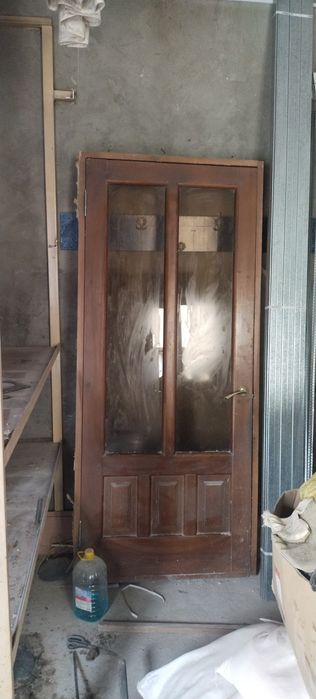 Продам деревянные двери