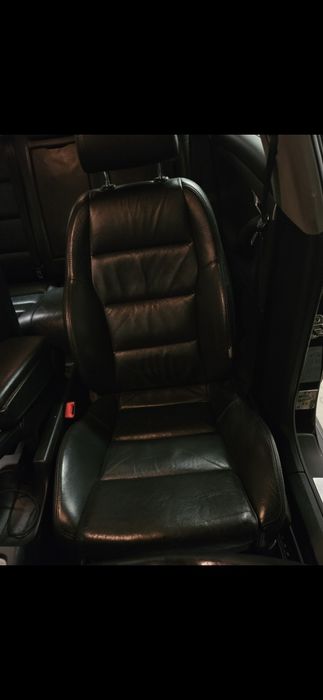 А4 б7 2.0tdi AVANT blb мотор на части