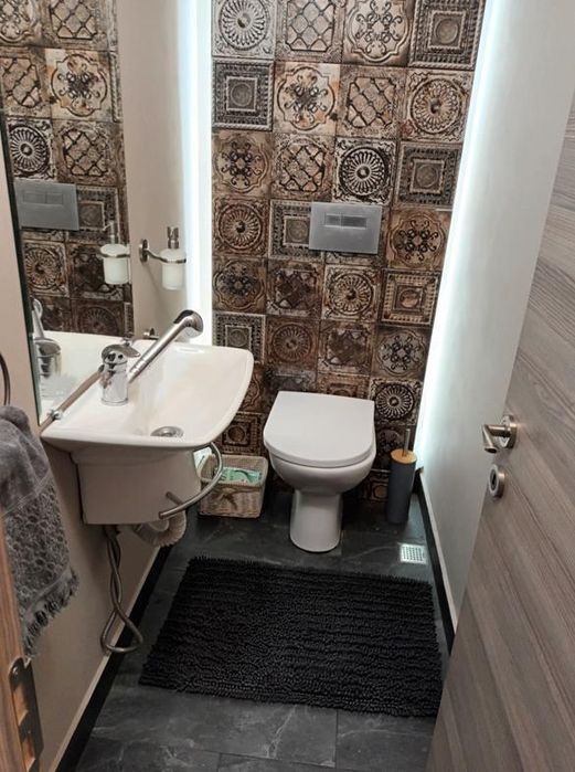 Дава се под наем Тристаен апартамент в Пловдив, Кършияка - 100 кв.м за 550 € - Снимка #5