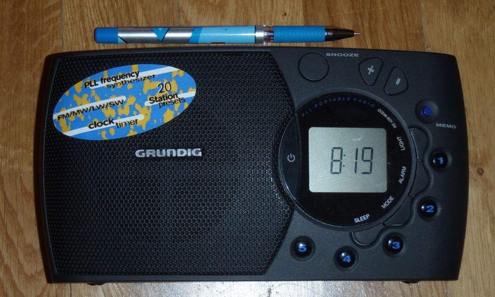 радио всеволновый GRUNDIG OCEAN BOY350  чистый звук и уверенный прием