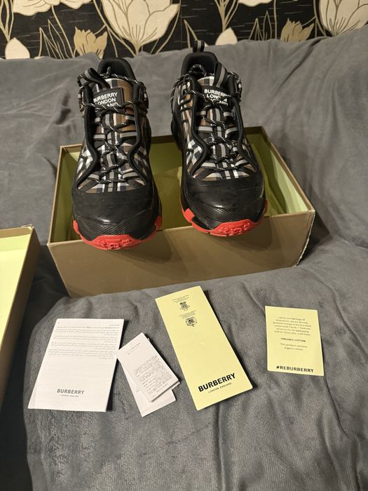 Burberry Arthur Обувки