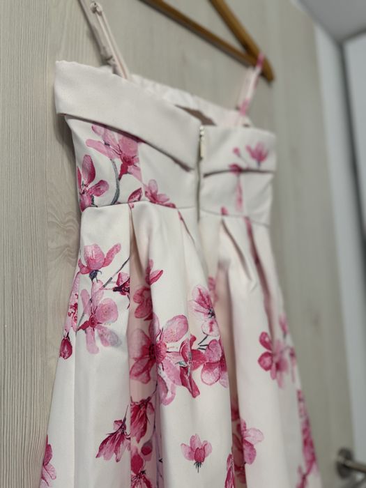 Rochie eleganta MOHITO