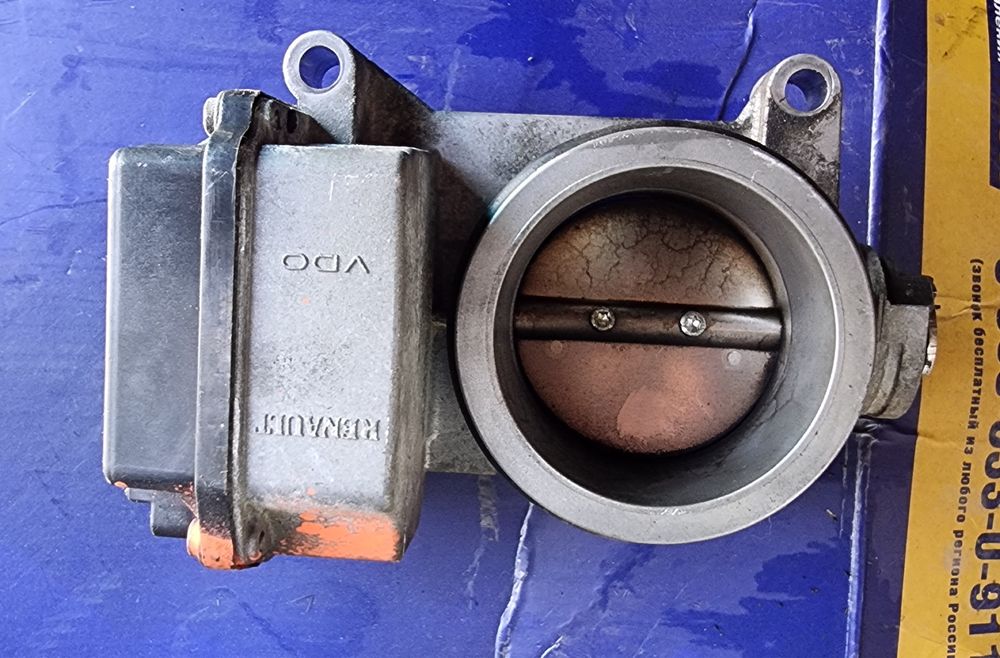 На Рено обем 1.6.