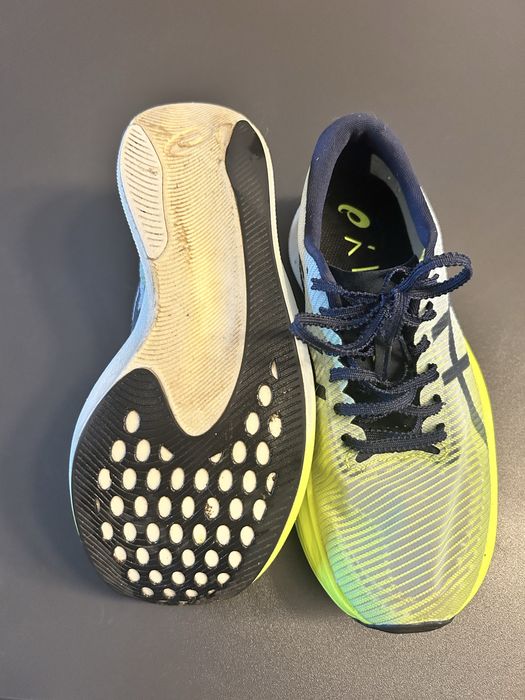 Running shoes - Asics Metaspeed Sky