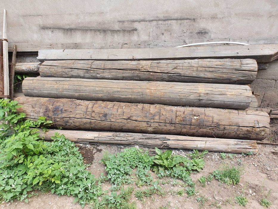 Брёвна разного диаметра