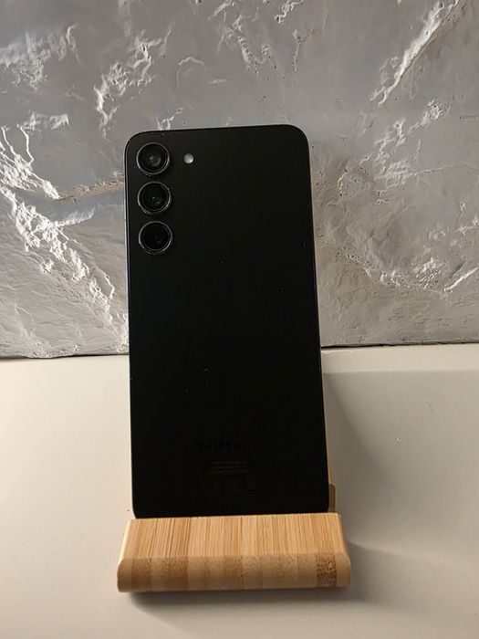 Samsung Galaxy S23 plus