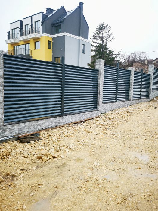 Метални огради тип щора