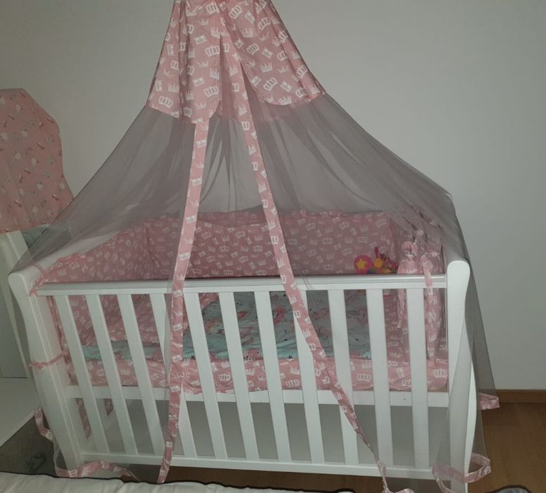 Protecții laterale, baldachin si suport pentru pătuț bebe