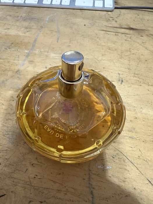 Chopard casmir 100ml de culoare galben mat mat