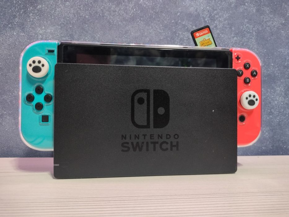 Продам Нинтендо свитч