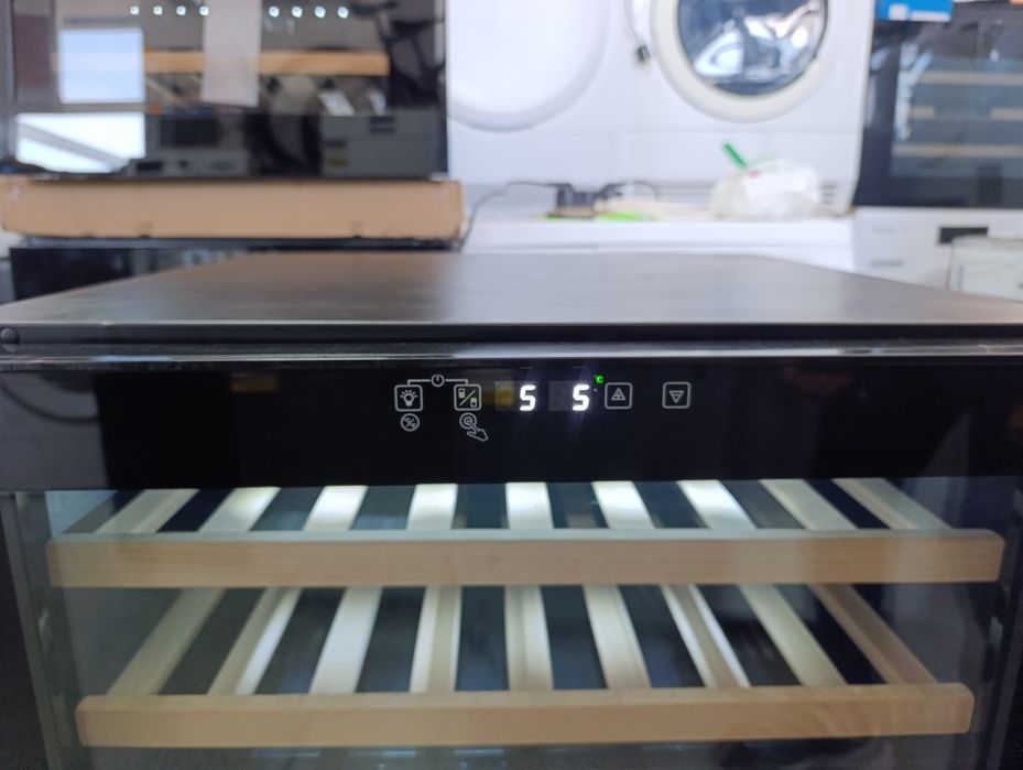 Хладилна Витрина за вграждане FRILEC