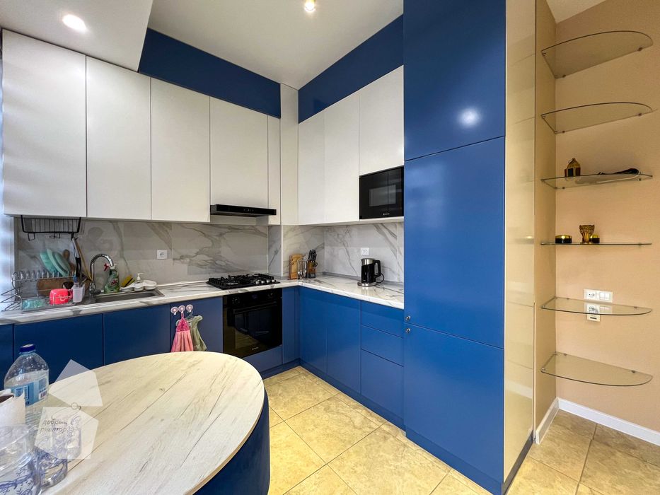 (Добрый) ЖК White House, 115 м², 4 комнаты 2 этажная, Звездная