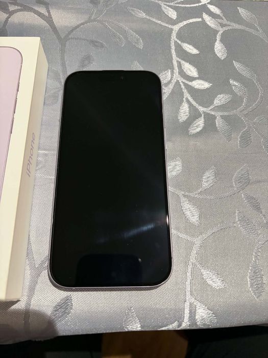 Смартфон iPhone 17