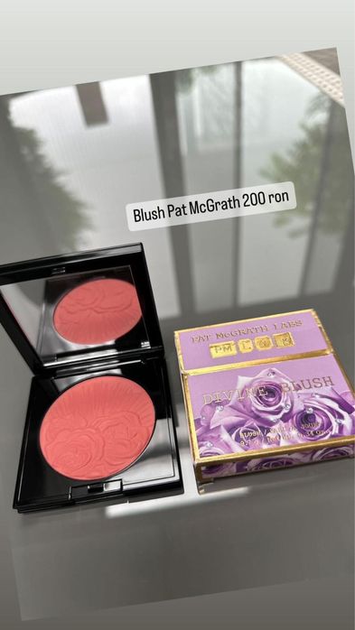 Icon Bobby Hourglass To Faced