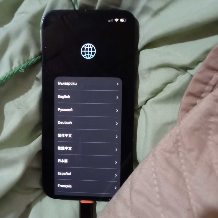 Iphone 13 за части. Activation lock