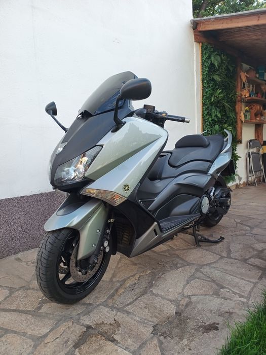 Yamaha Tmax maxi scuter