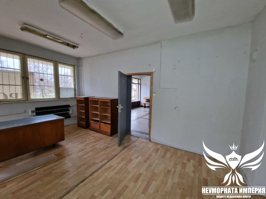 Продавам помещение/офис/аптека с РЗП 175кв. в с.Старосел, общ. Хисаря