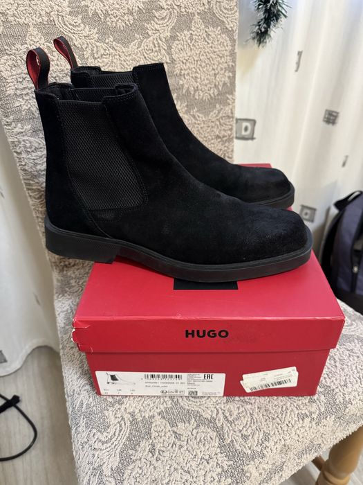 Велурени боти HUGO Chelsea