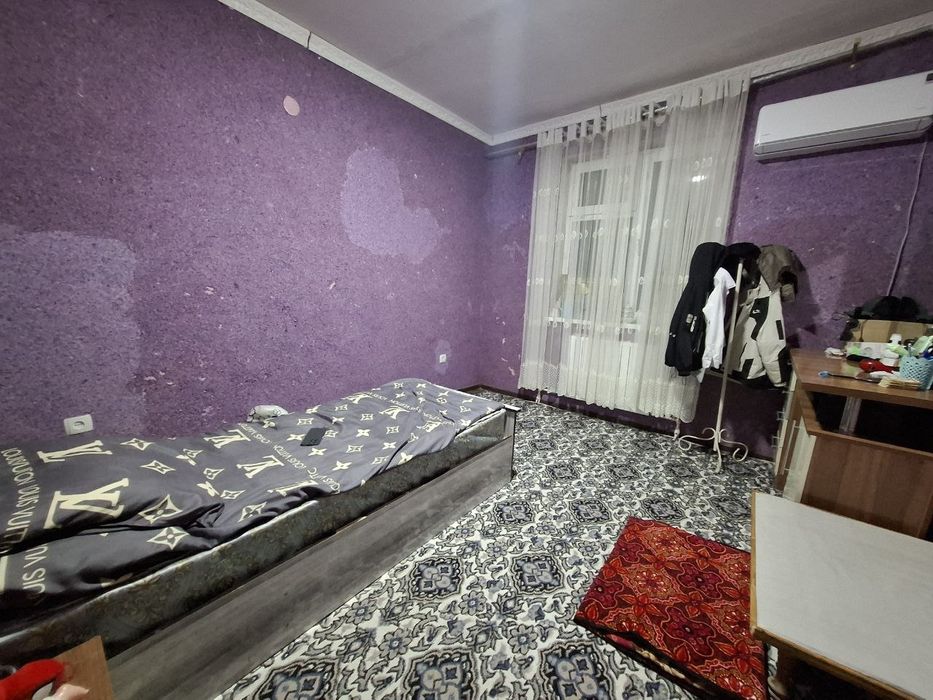 Миндонободда 3хонали уй сотилади