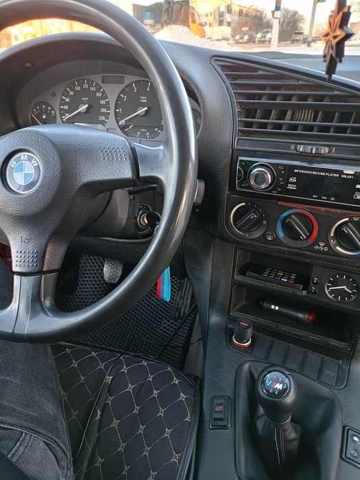 Продам BMW e36 м40 1.8
