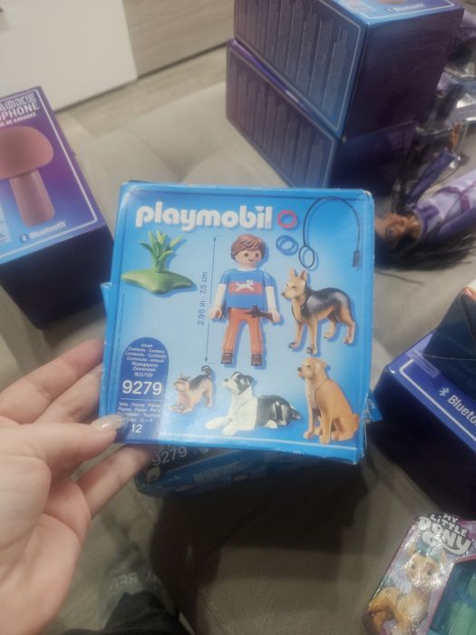 Papusa si alte jucarii