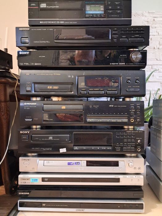 CD player   10 броя