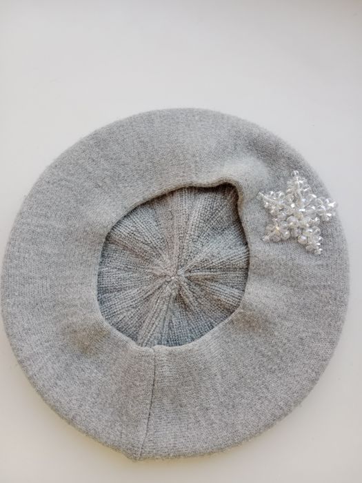 Продам    шапку и  берет