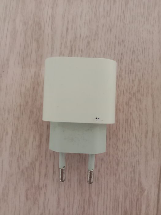 Оригинал айфон зарядкасы...