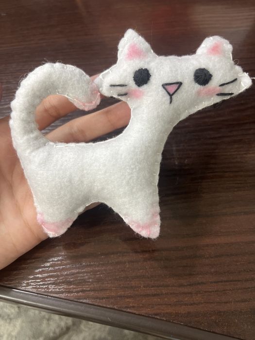 Продаю самодельные игрушки из фетра