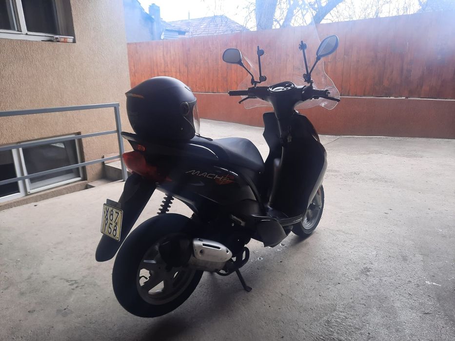 Scuter 49 cm Yamaha Recent adusa din Italia  stare impecabila