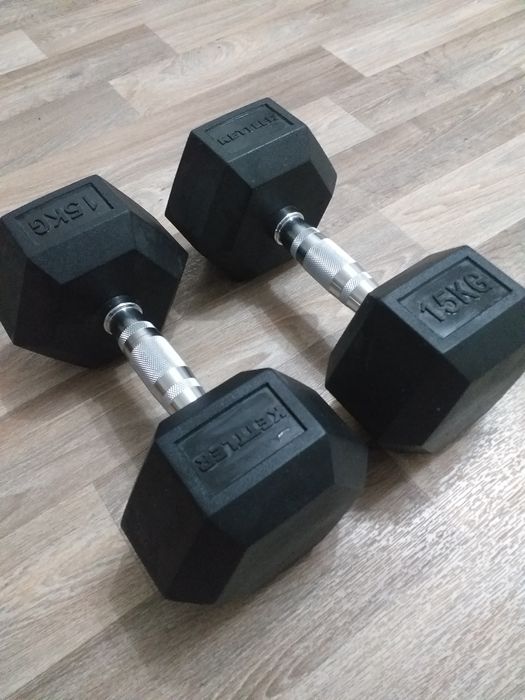 Продам гантели кетлер.