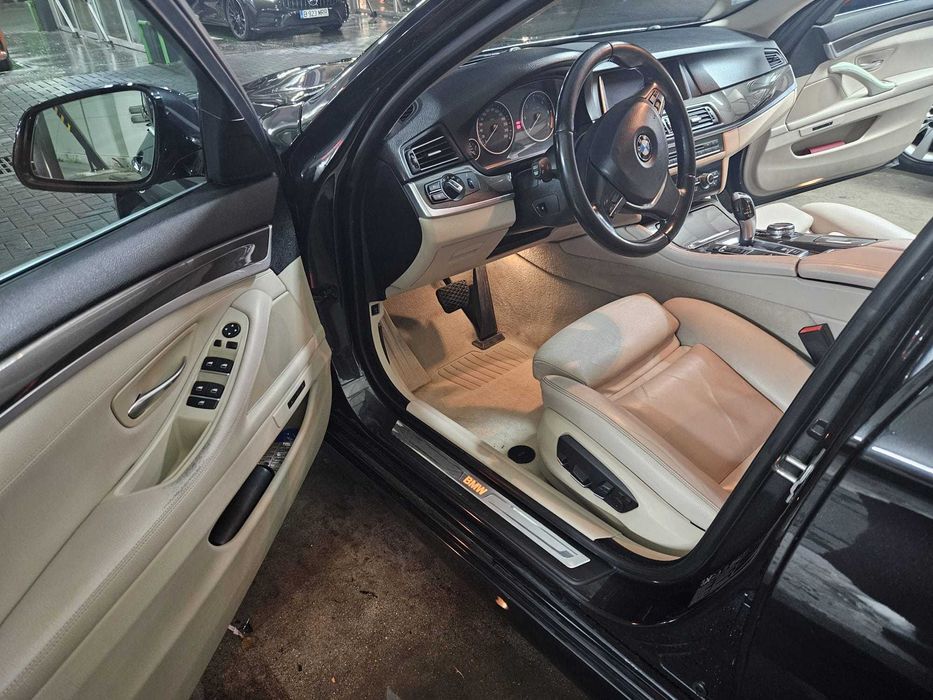 Autoturism BMW F10 530d xDrive 2014