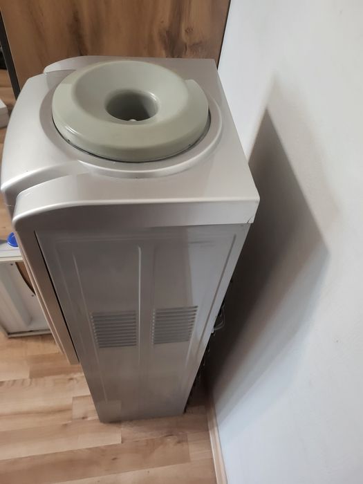 Кулер напольный Bona