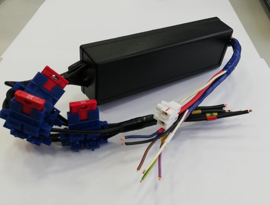 Modul PROFESIONAL UNIVERSAL pentru priza cu 7 pini