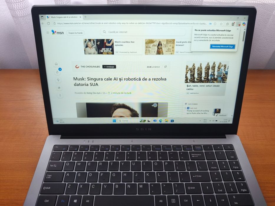 Vând laptop NOU/ procesor intel 15"6 inchi/școală /office/gaming