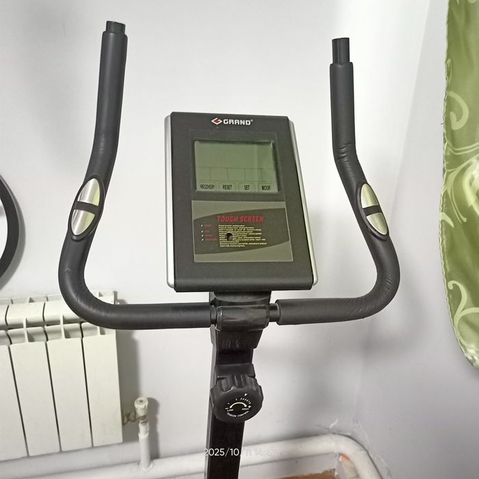 Велотренажёр продам