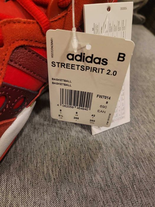Adidas Streetspirit 2.0 уникален унисекс Disney модел