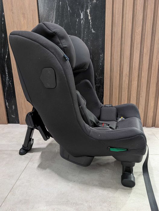 Столче за кола AXKID MINIKID 3 (0–36 кг)