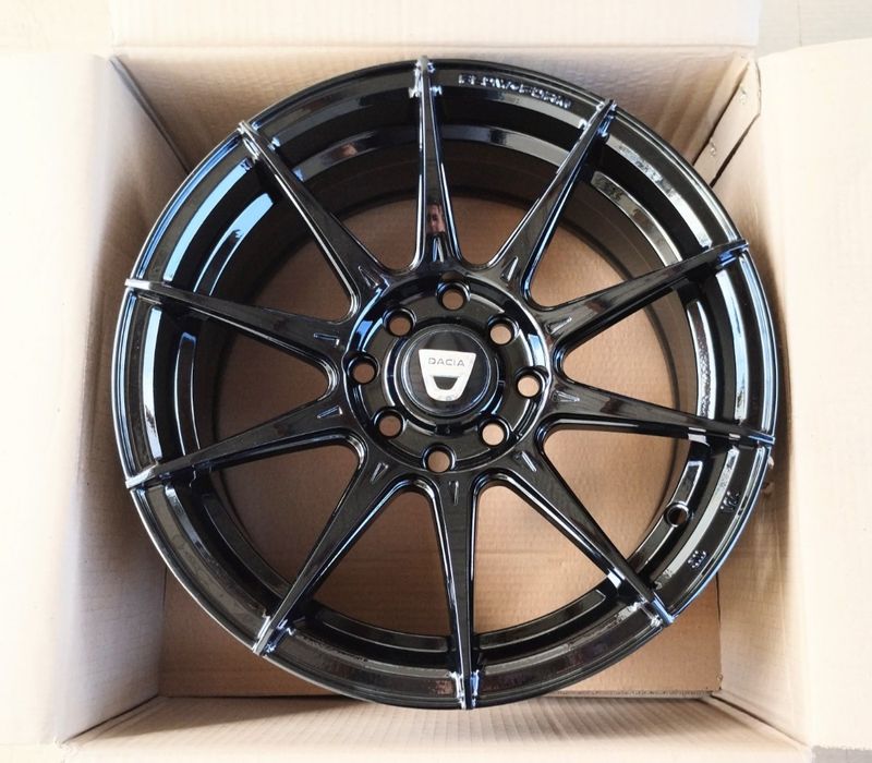 Jante 4 x 100 R15 Dacia Logan Sandero 
Dacia Sandero
Logan MCV Doker