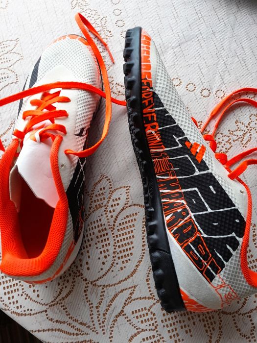 Adidas Messi футболни обувки