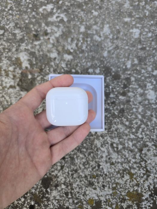 Căști 4 cu noise cancellation (USB-C)