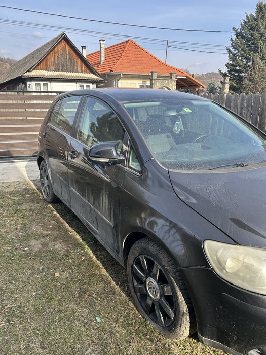De vanzare Golf 5 Plus