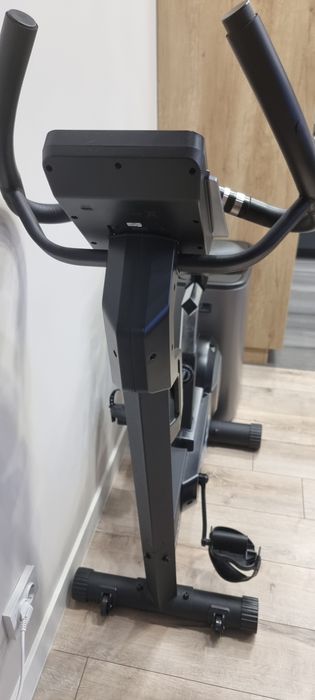 Велотренажер Sportop U80-LCD, вертикальный