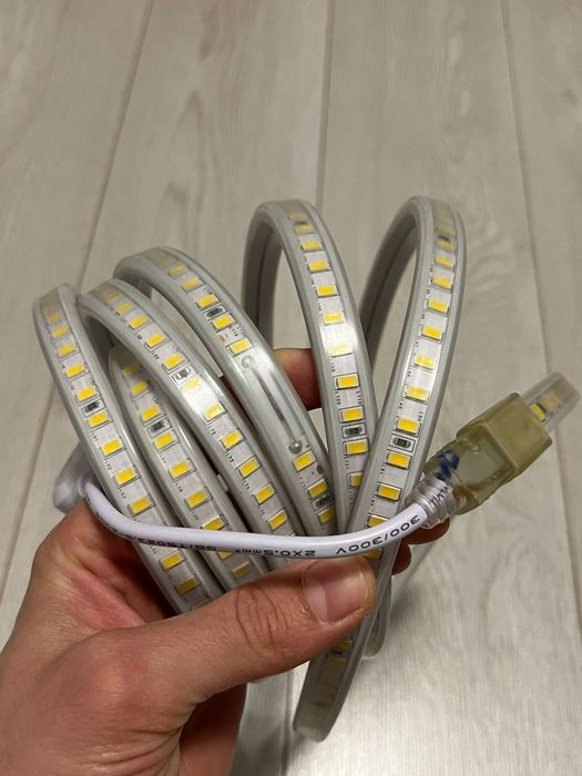 Banda Led waterproof 3 metrii pentru bucatarie etc