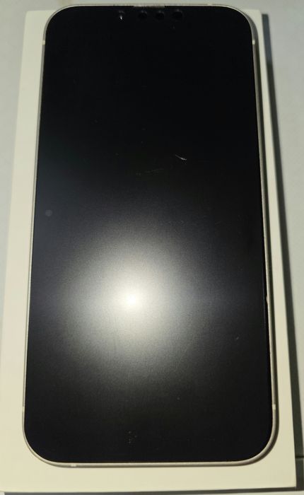 Iphone 14 simplu alb