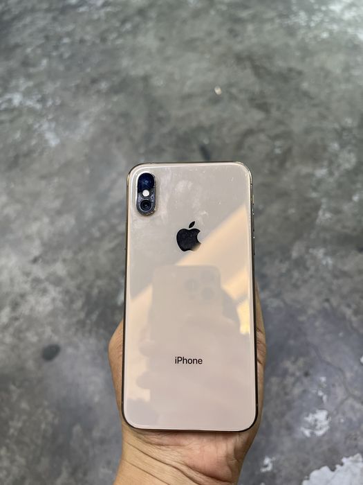 Iphone XS yaxwi xolatda
